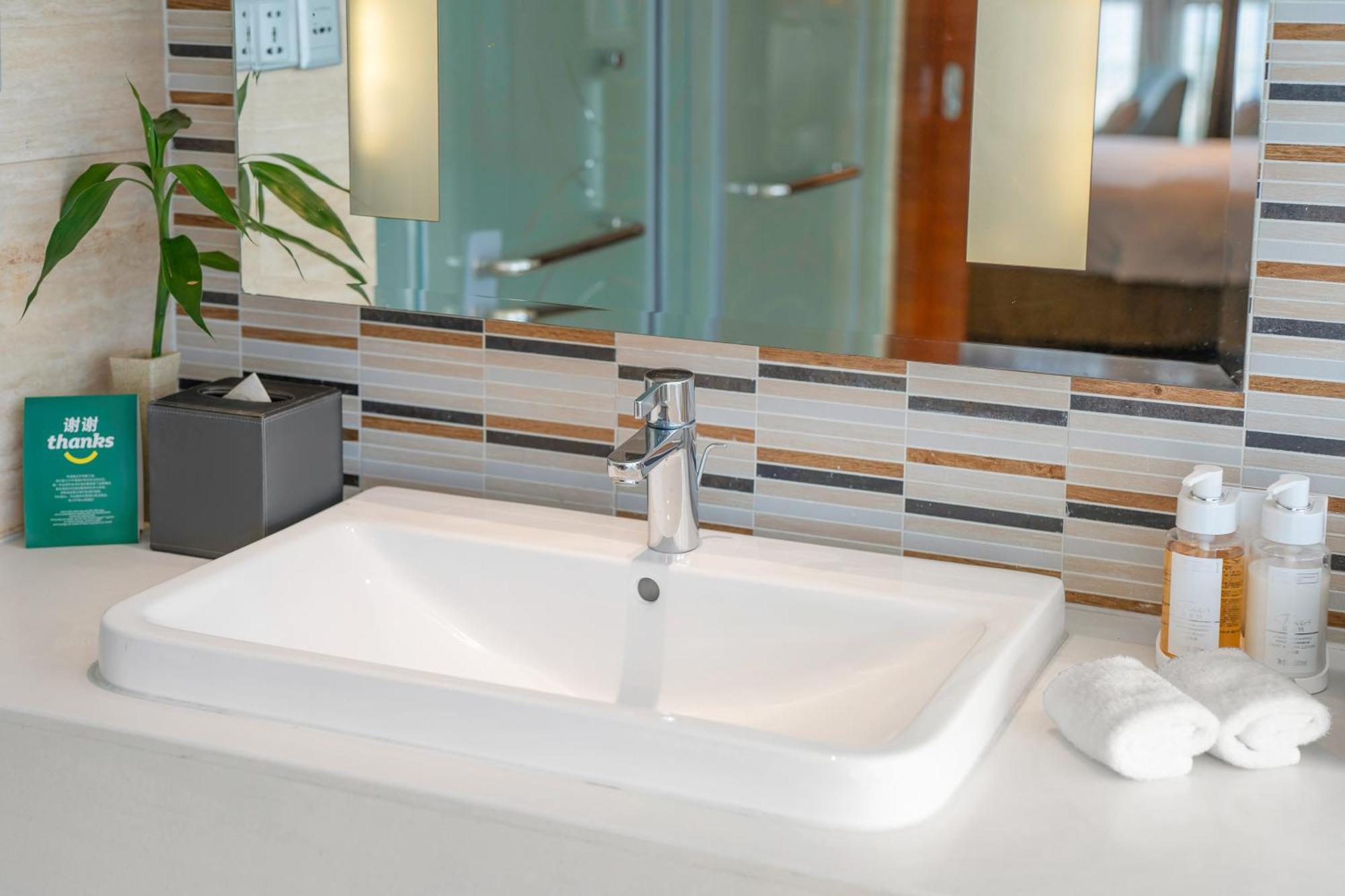 Holiday Inn Chengdu Xindu By Ihg Екстер'єр фото